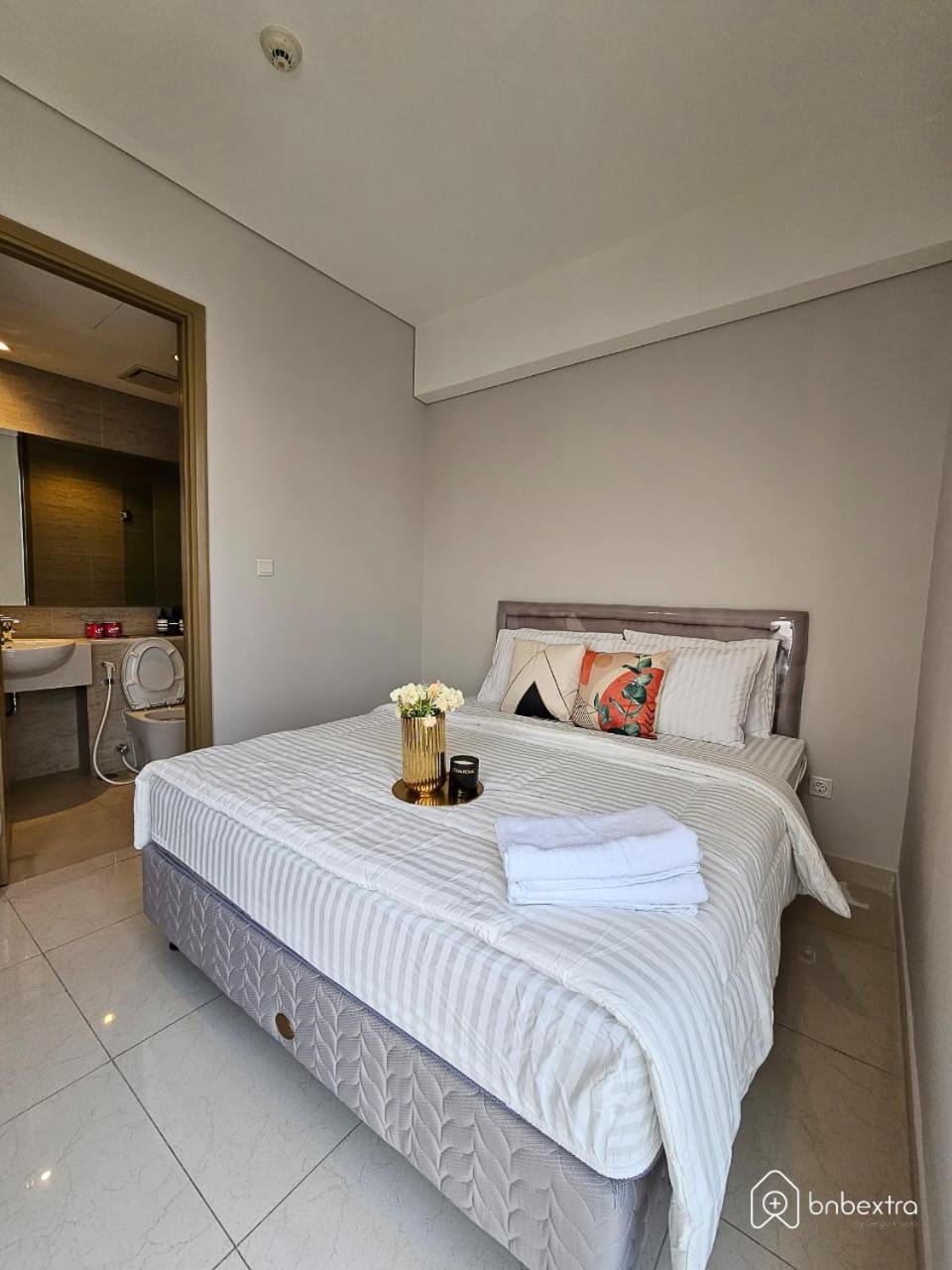 3Br Flat In Taman Anggrek Residence 雅加达 外观 照片