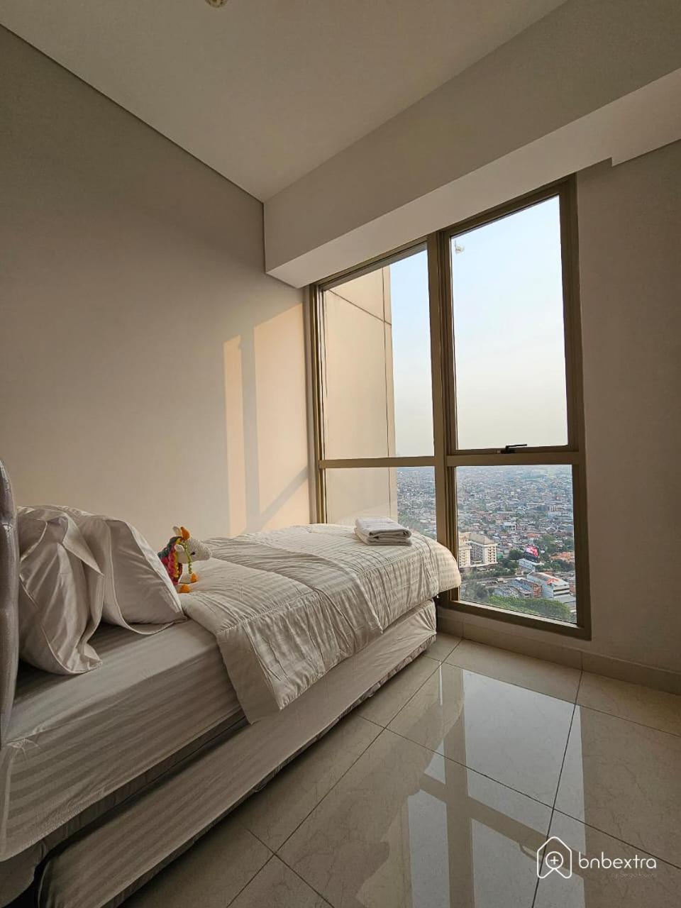 3Br Flat In Taman Anggrek Residence 雅加达 外观 照片